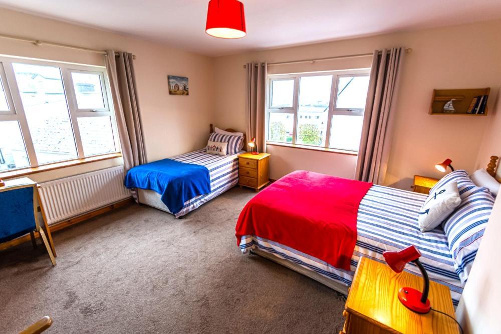 Seawinds Bed And Breakfast Killybegs Exterior photo