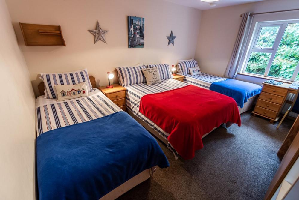 Seawinds Bed And Breakfast Killybegs Exterior photo